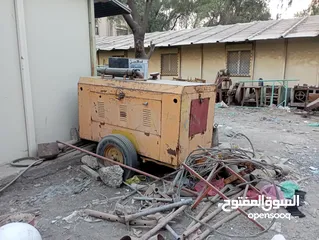  25 اداوت بناء وصقايل مقاولات ومولدات كهرباء للبيع في صنعاء