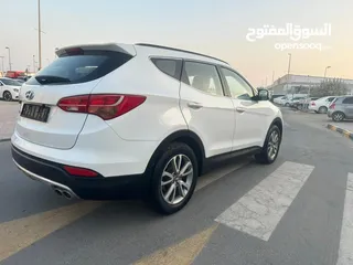  5 هيونداى سانتافى موديل 2014 خليجى 7 راكب 4 سلندر مثبت سرعة تحكم رنجات  حساسات بحالة ممتازة ..