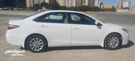  2 Toyota Camry 2017