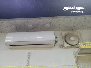  1 مكيف جري 1.5 بحالة الوكالة