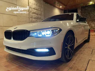  1 BMW 530e 2018 Black edition