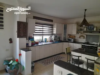  4 شقة بالطيرة للبيع