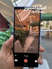  8 Sony Xperia 1