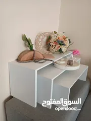  1 ستاندات للتوزيعات وللهداية والمطبقانيت والأعياد