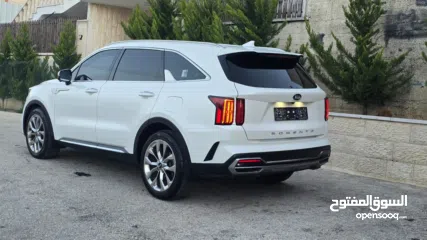  3 كيا سورنتو  فل الفل ما عدا فتحه الجب بصلاه ع النبي بالكرتونه