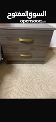  5 غرفة نوم مع خزانة حائط