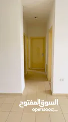  5 شقه للبيع  سكن كريم في مادبا