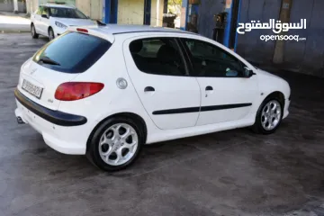  3 بيجو 206 للبيع كاش في مجال بالسعر