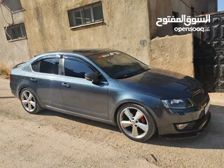  2 للبيع اسكوده اكتافيا 2016 فحص نظيف ولا غرام بويه  مطور 1400 بنزين  جير اتمات  السياره فل فل اضفات  ا