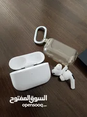  3 Apple airpode pro 2