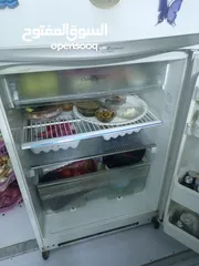  3 ثلاجه ماركه شارب للبيع بحاله جيده ونظيف