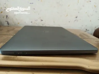  6 MacBook Pro 13-inch 2019