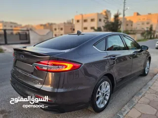  1 FORD  FUSION SE 2019