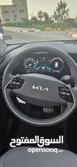  4 Kia Niro HYBRID