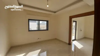  4 دوبلكس مميز مع ورف للبيع في ام اذينة  ( Property 40850 )-174973119