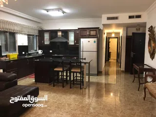  1 شقة استثمارية مفروشة للبيع في جبل عمان قرب الدوار الرابع