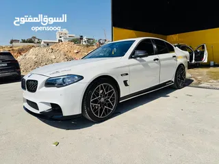  2 BMW520f 2014