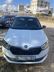  6 سكودا فابيا 2019 هاتشباك ، خمس مقاعد ، 1000 تيربو بنزين ، سيارة شركة يد أولى