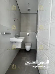  12 روف جديد لم يسكن مع ترسات خارجية واسعة بإطلالــــه بانوراما