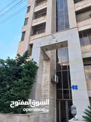  1 شقة 150م أرضي معلق بمدخلين للبيع في أرقى مناطق ضاحية الأمير راشد
