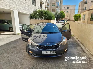  8 Kia Cerato 2014 - Dealership