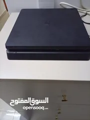  1 جهاز بلايستيشن 4 سليم