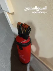  2 كيس بوكسنق مع قفازات