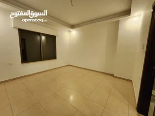  6 شقة فارغة للبيع في دير غبار ref : 14244