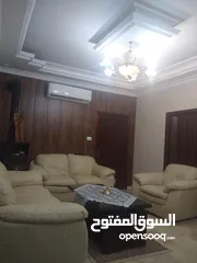  1 طقم كنب جلد وارد دبي