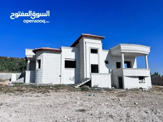  1 فيلا للبيع تشطيب فل