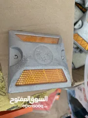  2 عاكس طرق للبيع