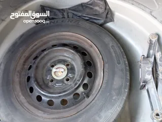  5 للبيع كورلا 2003 بحالة ممتازة جداً