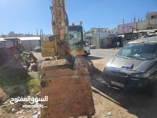  5 حفارة كوماتسو 220-7 موديل 2004 للبيع