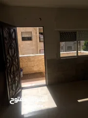  3 شقه طابق 3 مخدوم مصعد عماره عائلات بالكامل واغلب السكن مالكين تشطيب سوبر ديلوكس مسطح 150
