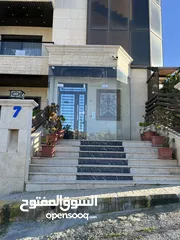 2 شقه طابقيه فاخره في دير غبار (حجار النوابلسي) مساحه 195