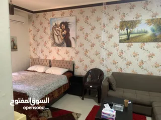  8 ستوديو للبيع بحالة ممتازة