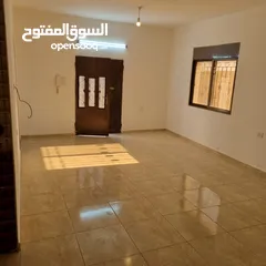  7 بيت مستقل للإيجار