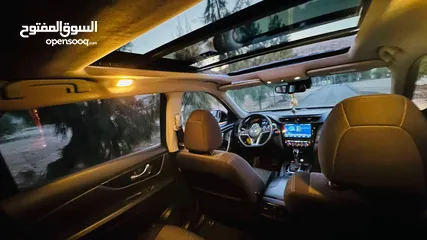  3 NISSAN X-trial 2022