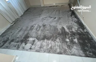  1 موكيت  فاخر للبيع