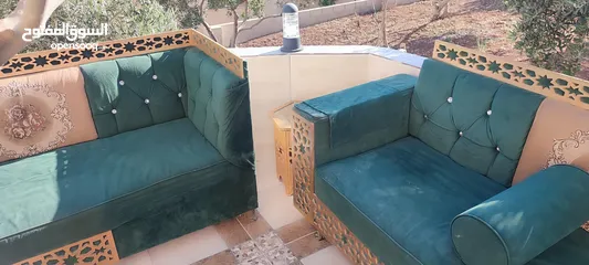  2 غرفه نوم مستعمله مع بردايه وقطعه موكيت شاقي و طقم مجلس مستعمل لون اخضر