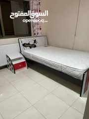  1 اثاث غرفه نوم الاولاد واثاث غرفه نوم بنات وغرفه نوم ماستر شبه جديد ولا خدش