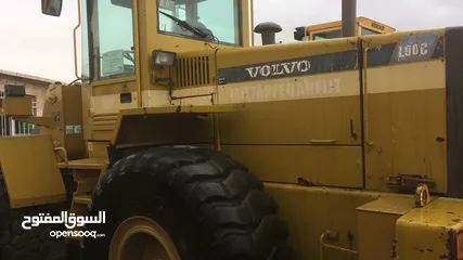  18 Volvo L90C