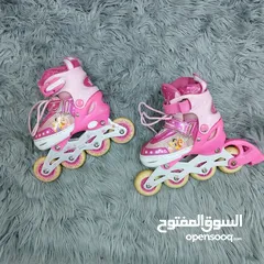  8 أكسسوارات وخوذ للبيع