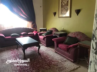  1 شقة سكنية في الحدائق  حالة البناء : جيدة