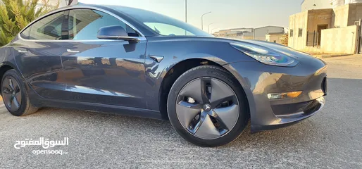  7 Tesla model 3 2018 for sal