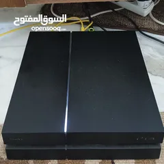  2 بلايستيشن 4 مع حساب عليه 22 لعبة
