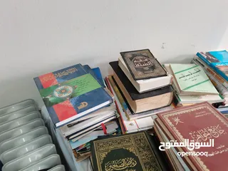  6 كتب للبيع عربي وانجليزي