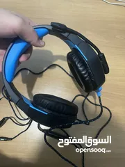  7 سماعه RGB اللون الازرق