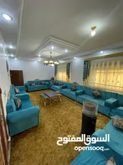  6 شقق وفيلا للبيع قابل للتفاوض