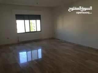  19 شقة ط 2 بمنطقة هادئة بالجبيهة بالقرب من الكلية العلمية الاسلامية للبيع
